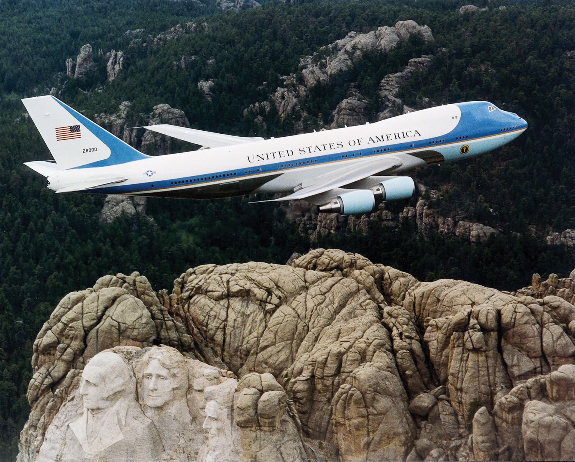 Air Force One adâncește pierderile Boeing: 280 de milioane (Foto: U.S. Air Force File Photo. / Public domain, Wikimedia Commons)