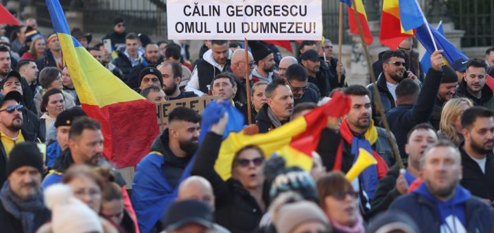 HOTNEWS.RO: Cum au ajuns americanii de dreapta să fie obsedați de o țară europeană neinteresantă. Țara neinteresantă e România – CNN