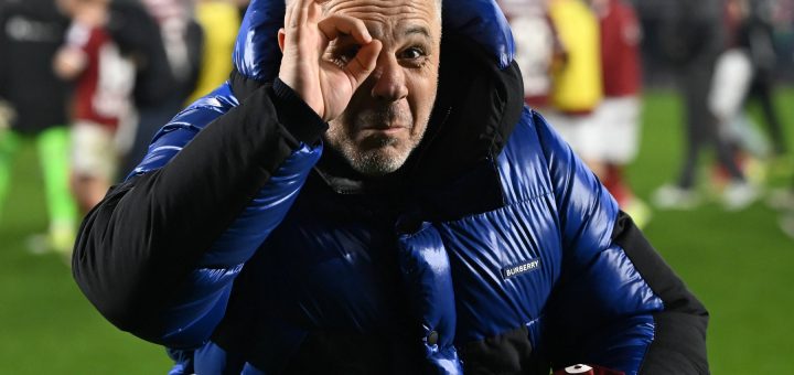 HOTNEWS.RO: SuperLiga: Marius Șumudică, provocat de patronul FCSB, care a dezvăluit primul „11” înaintea derby-ului cu Rapid. „Poți să scoți un punct, specialistule?”