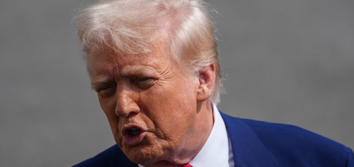 HOTNEWS.RO: Câștigători și învinși din noile tarife ale lui Trump. Rate mici pentru Irlanda, mari pentru Slovacia și povestea ciudată a Sf. Pierre și Miquelon