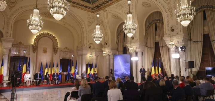 HOTNEWS.RO: Curtea de Apel Ploieşti judecă azi alte cereri de desființare a deciziei CCR privind anularea alegerilor prezidențiale