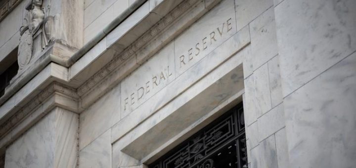 HOTNEWS.RO: Marele experiment Maga- economia directă