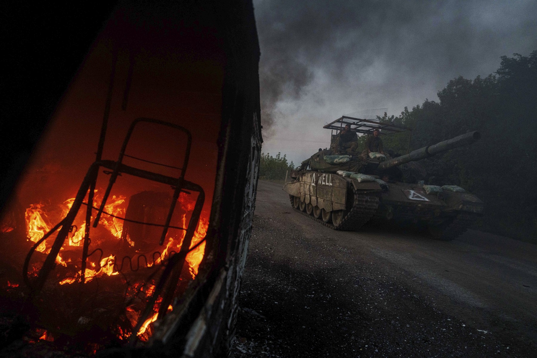 HOTNEWS.RO: Ofensivă de amploare a rușilor în nord-estul Ucrainei. Tactica folosită acum nu le va aduce câștiguri semnificative, cred analiștii militari