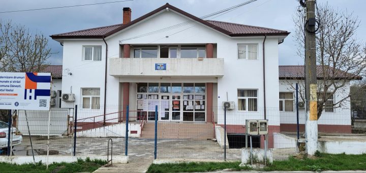 HOTNEWS.RO: Un primar din Vaslui, atacat cu cuțit de un localnic de 91 de ani. „Eu i-am cerut să scoată actele din geantă, el a scos un cuțit”