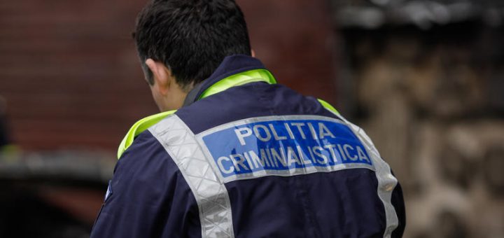HOTNEWS.RO: Moarte suspectă în centrul pentru persoane cu dizabilităţi din Dorohoi. Anchetatorii au dispus exhumarea cadavrului şi au făcut percheziţii