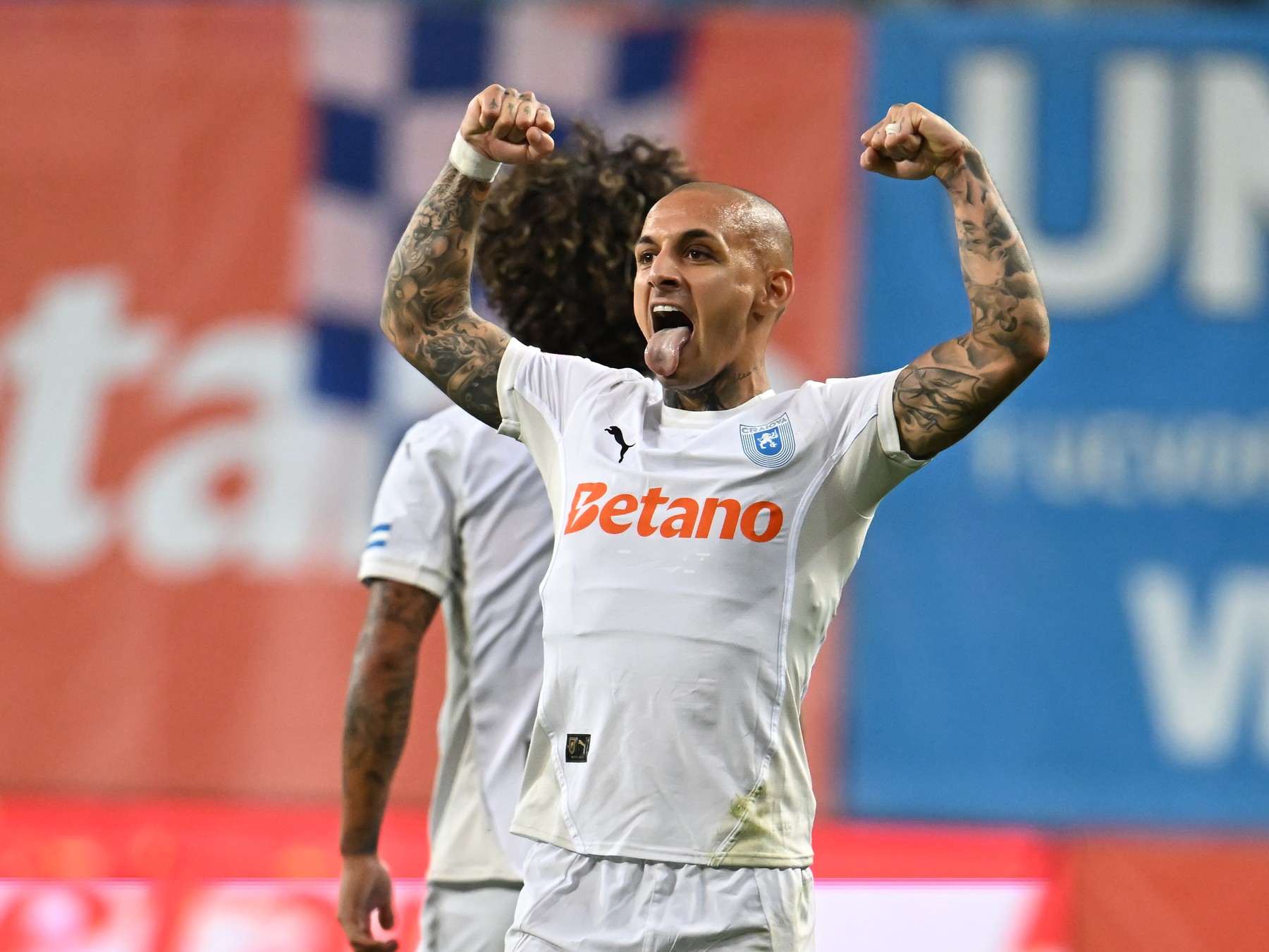 HOTNEWS.RO: SuperLiga: Universitatea Craiova întoarce scorul cu Dinamo și termină sezonul pe podium – Clasamentul final