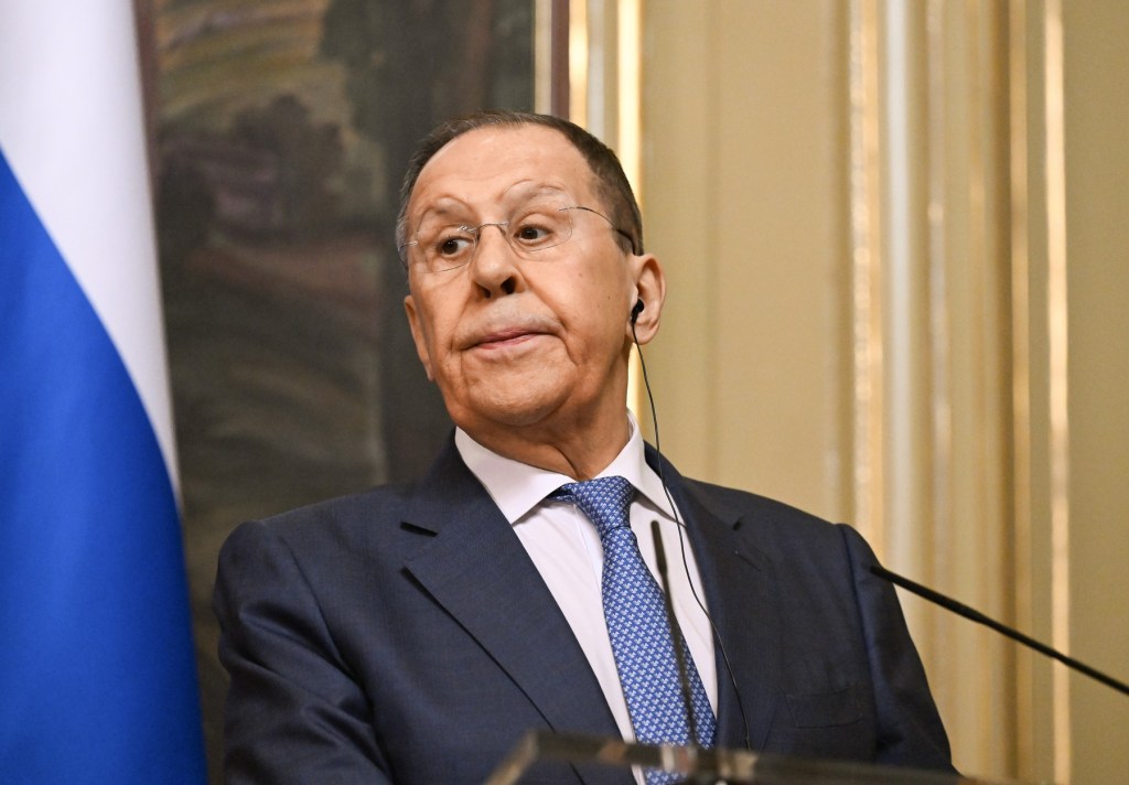 HOTNEWS.RO: Ucraina transmite că este pregătită pentru negocieri cu Rusia, dar vrea să știe înainte care sunt cererile sale: „Aşteptăm memorandumul”
