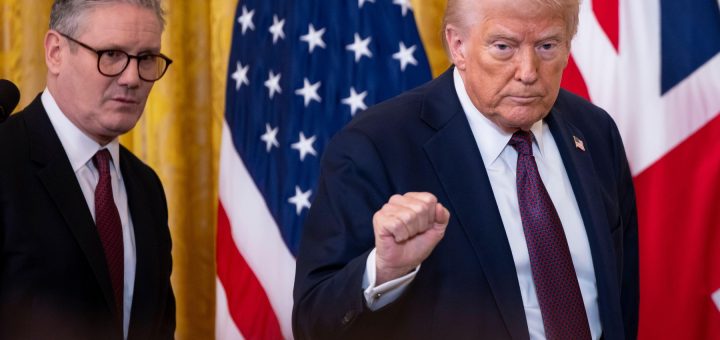 HOTNEWS.RO: Trump semnează interdicția de călătorie în SUA pentru cetățenii din 12 țări începând de săptămâna viitoare
