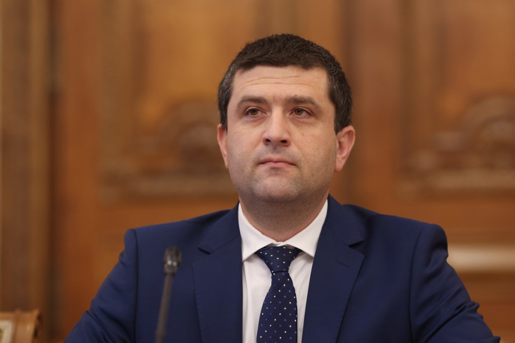 HOTNEWS.RO: Cine nu vrea digitalizarea ANAF? „Din datoriile de TVA pe care statul român nu le recuperează, sumele mari sunt generate de firme puţine”