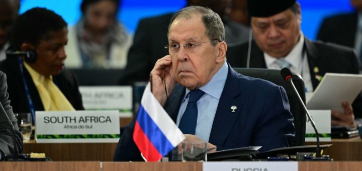 HOTNEWS.RO: Diplomatul de top al lui Putin îndeamnă Ungaria să sprijine Rusia în Ucraina. „Putem uni eforturile în acest sens”
