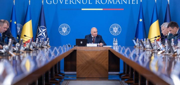 HOTNEWS.RO: Guvernul își va asuma luni răspunderea pe măsurile fiscale într-o ședință comună a Parlamentului. Decizia luată vineri seară