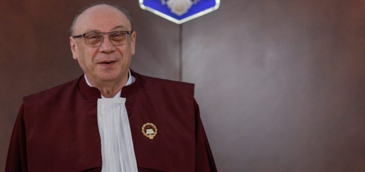 HOTNEWS.RO: Vicepremierul Anastasiu, despre indemnizațiile pentru judecătorii CCR: „Și la nivel de persoană fizică ar trebui să renunțe benevol la beneficii”