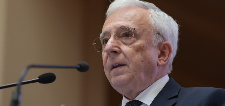HOTNEWS.RO: Banca Centrală „îngheață”dobânda cheie, de teama presiunilor inflaționiste ale măsurilor guvernamenale
