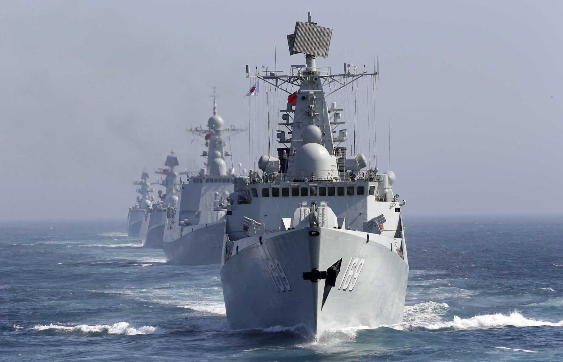 HOTNEWS.RO: China și Rusia își unesc forțele în Marea Japoniei: au început exercițiile navale comune „de natură defensivă”