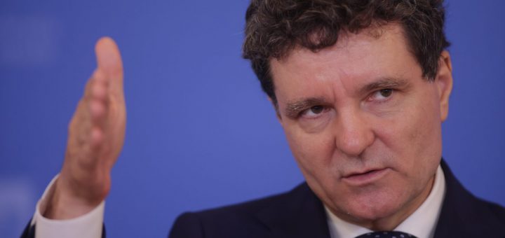 HOTNEWS.RO: De ce nu consideră Nicușor Dan oportună exploatarea aurului de la Roșia Montană