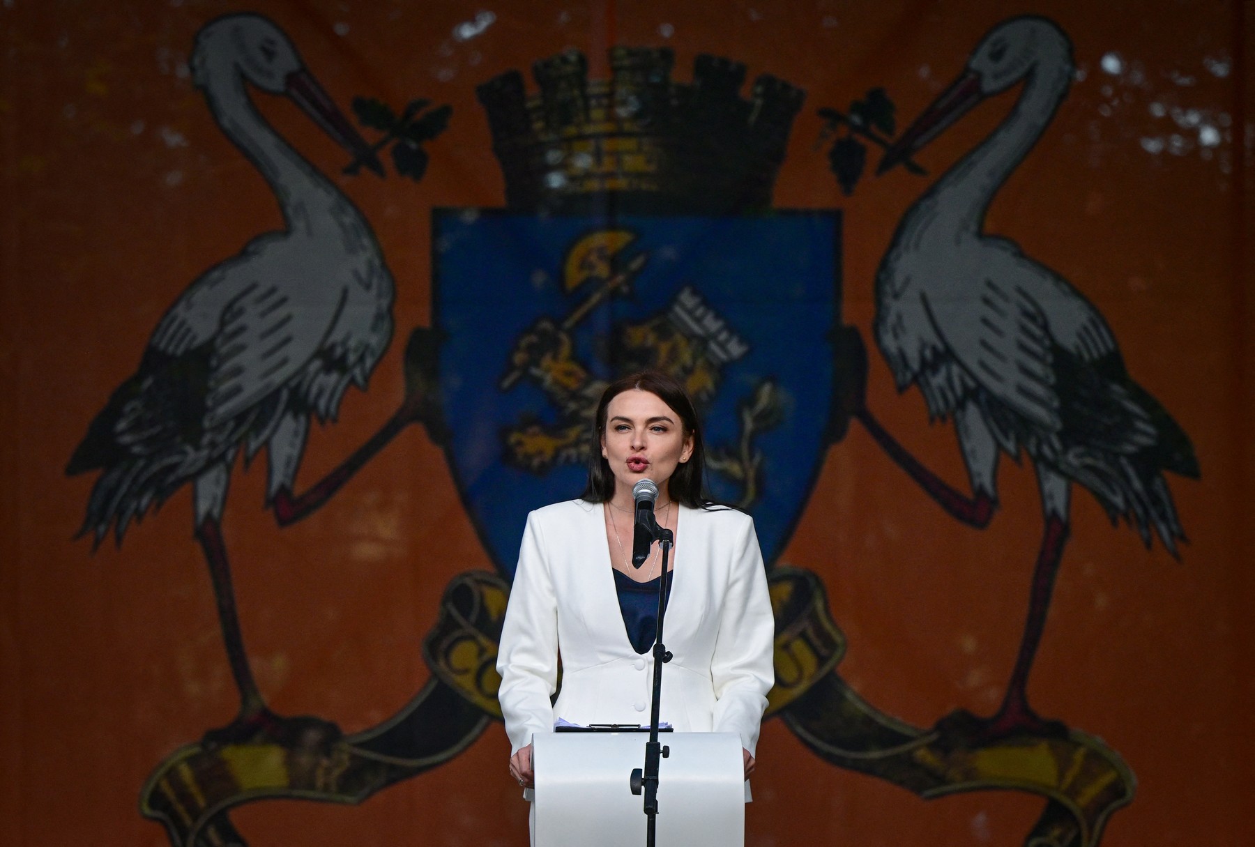 HOTNEWS.RO: Partidul „Moldova Mare”, condus de Victoria Furtună, apropiată a oligarhului Ilan Șor, exclus din cursa electorală de către autoritățile de la Chișinău. Care este motivul