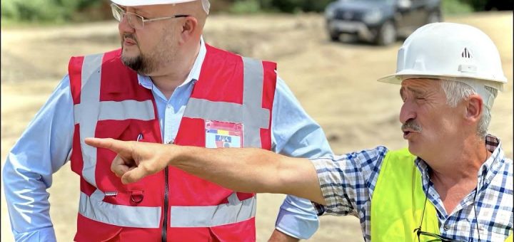 HOTNEWS.RO: Taxă de drum pe drumurile județene. Ce autovehicule vizează un președinte de CJ și motivele invocate