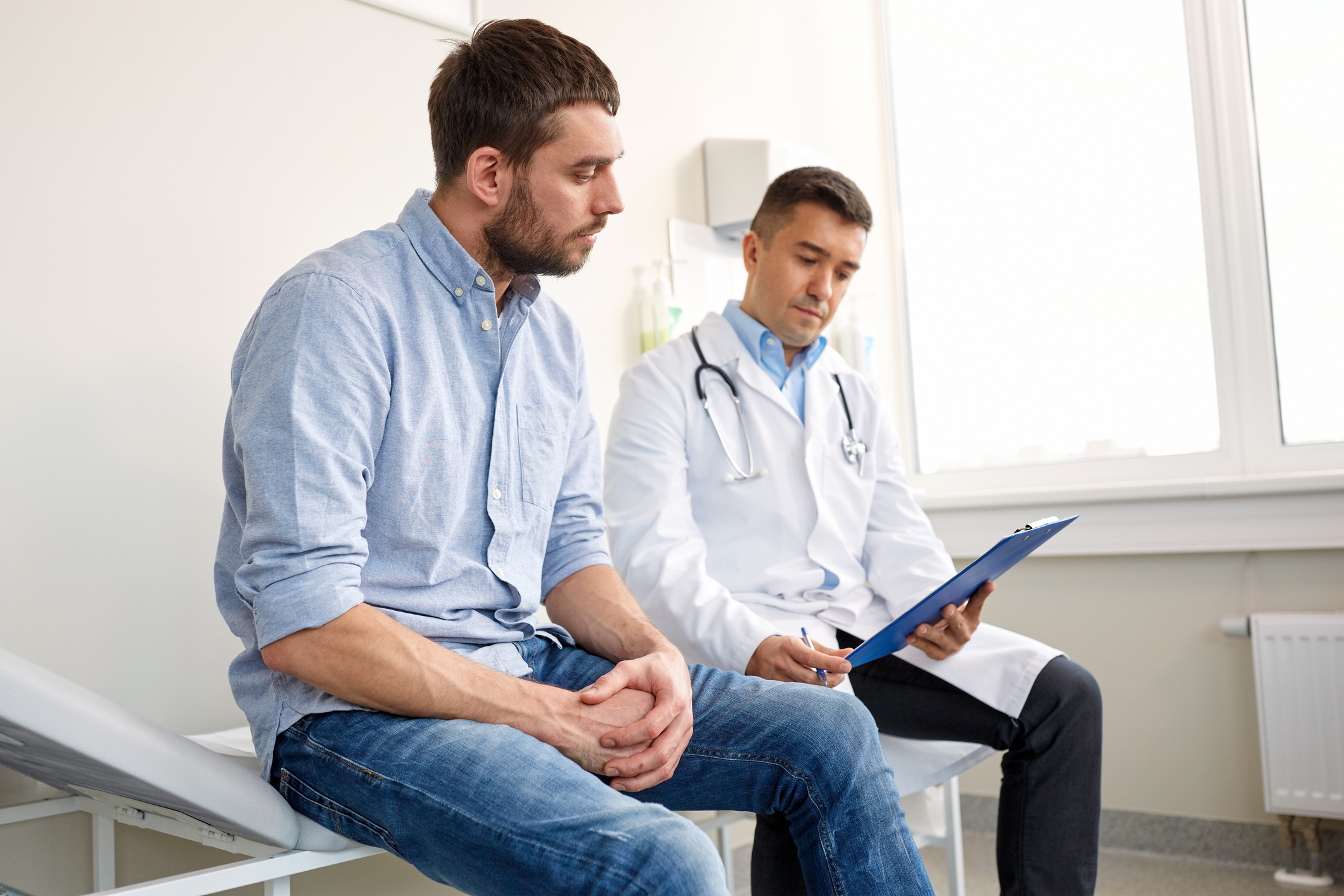 HOTNEWS.RO: Disputa despre statinele ce scad colesterolul: „Stafidesc creierul și sunt inutile” contra „Sunt unele dintre cele mai studiate medicamente, cu beneficii demonstrate”