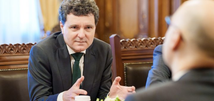 HOTNEWS.RO: „Dragă Nicușor, până la alte propuneri, fă-ți o comisie de propuneri!”