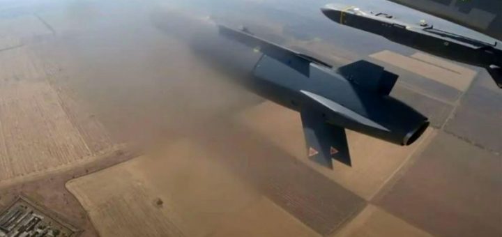 HOTNEWS.RO: Atac „combinat masiv”, cu rachete Storm Shadow, revendicat de Kiev. Ținta lovită, o „facilitate-cheie” a complexului militar-industrial al Rusiei