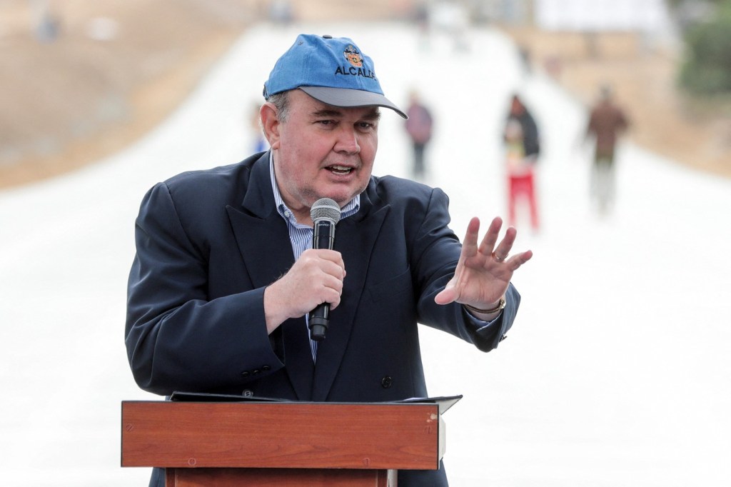 HOTNEWS.RO: „Cine este Charlie Kirk?”. Cum a devenit un instrument politic, la mii de kilometri distanță de SUA, activistul american asasinat la un eveniment