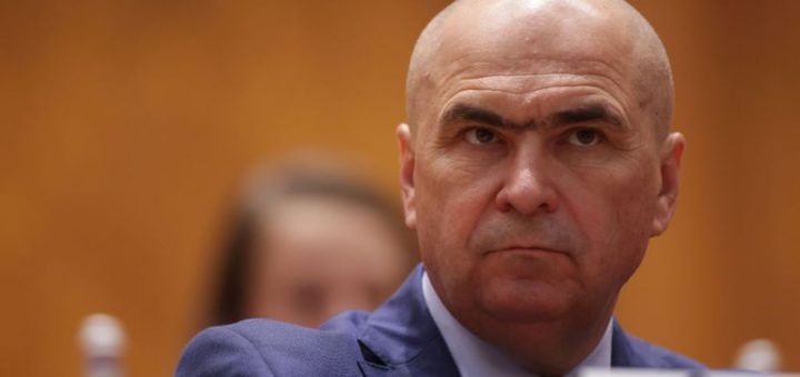 HOTNEWS.RO: Ilie Bolojan, după ce CCR a validat două dintre legile asumate de Guvern: „Avem nevoie de un stat corect, care nu-și bate joc de banul public”. Premierul nu a făcut nicio referire la legea pensiilor magistraților, amânată din nou