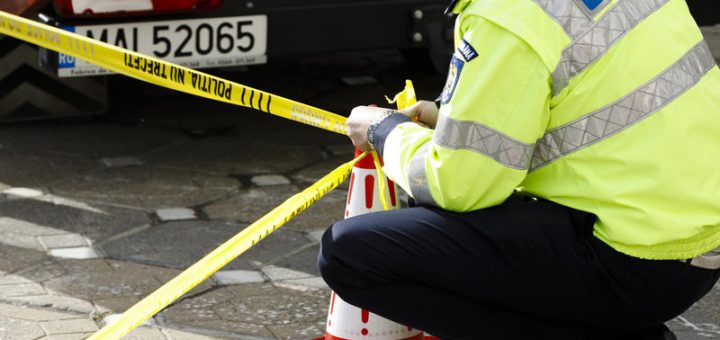 HOTNEWS.RO: Un copil de trei ani, găsit mort într-un canal din Mărășești, județul Vrancea. Prima ipoteză a polițiștilor este un atac canin