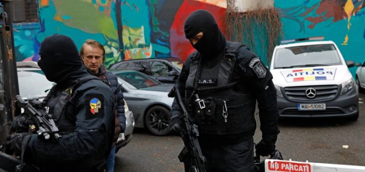 HOTNEWS.RO: Medici suspectați că și-au echivalat ilegal rezidențiatul făcut în Republica Moldova. Percheziții în București și alte județe