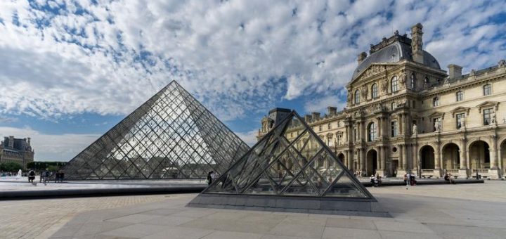 HOTNEWS.RO: Muzeul Luvru va majora cu 45% preţul biletului de intrare pentru vizitatorii din afara Europei