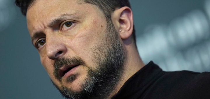 HOTNEWS.RO: „Puterea absolută corupe absolut”. Într-un moment dificil al războiului, Zelenski e zguduit de cel mai mare scandal de corupție al mandatului. Cum a ajuns aici