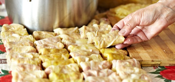 HOTNEWS.RO: Crăciun 2025. Câteva lucruri la care trebuie să fiți neapărat atenți în perioada Sărbătorilor: Nu pleca din bucătărie în timp ce găteşti