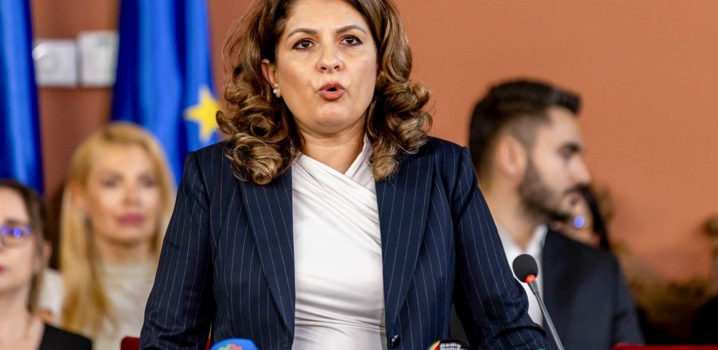 HOTNEWS.RO: Moment controversat din conferința de presă de la Curtea de Apel, semnalat de judecătorul Cristi Danileț: „Nu am găsit vreo normă care să permită asta”