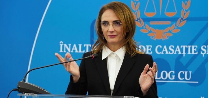 HOTNEWS.RO: Protest anunțat de una dintre judecătoarele care s-au solidarizat cu magistrații din documentarul Recorder: „Ce fac eu acum se poate numi sinucidere profesională” / A dat ora, locul și roagă ca dacă alți colegi se vor alătura să fie „apolitic”