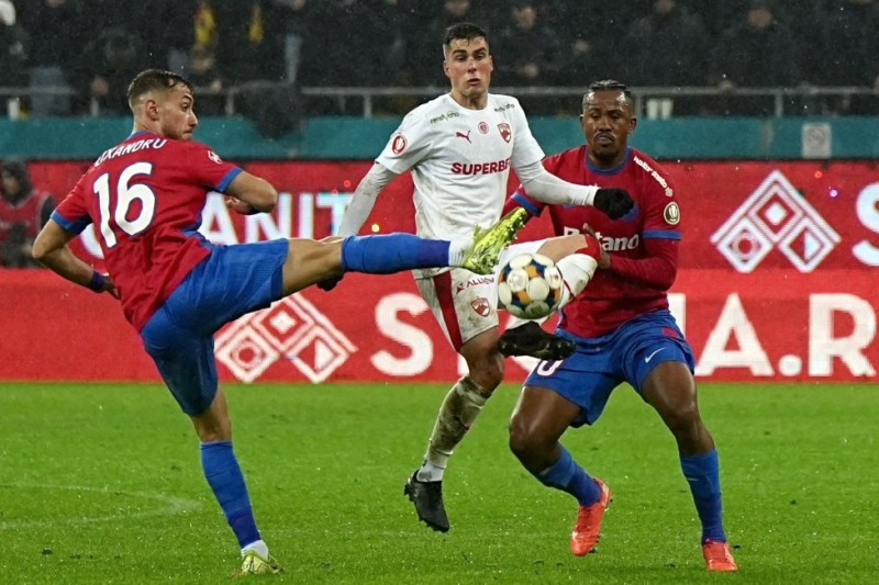 HOTNEWS.RO: VIDEO+FOTO. FCSB, la un pas să piardă și returul cu Dinamo! Cum arată clasamentul după Derby de România