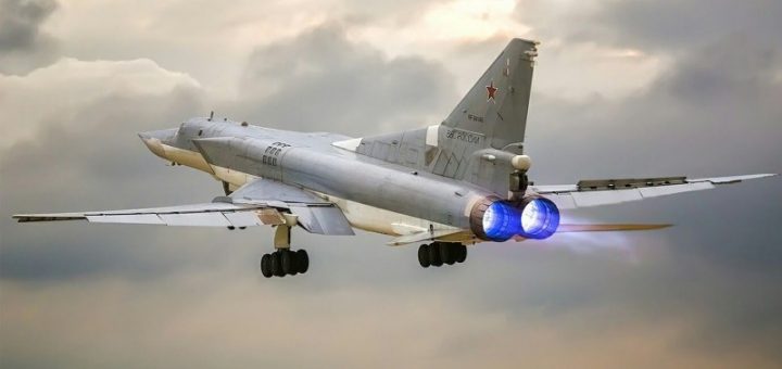 HOTNEWS.RO: Anunț făcut imediat după ce Putin i-a primit pe emisarii americani: Bombardiere strategice rusești Tu-22M3 și avioane de vânătoare, misiune de 5 ore