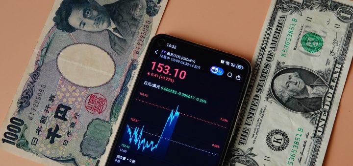 HOTNEWS.RO: Bomba” de 7 trilioane care amenință să arunce în aer piețele internaționale