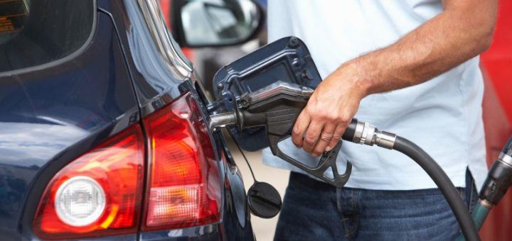 HOTNEWS.RO: Când susține Bogdan Ivan că va propune „reducerea accizelor la carburanți, energie și gaze” / Ministrul îi sfătuiește pe cetățeni să trimită lunar indexul