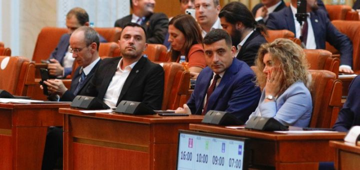 HOTNEWS.RO: De ce partidele de dreapta radicală obțin scoruri tot mai mari în rândul celei mai numeroase minorități din România