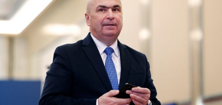 HOTNEWS.RO: Culisele ședinței în care Bolojan a pierdut votul în înteriorul partidului. Cum a eșuat planul „10 dintr-o lovitură” al președintelui PNL