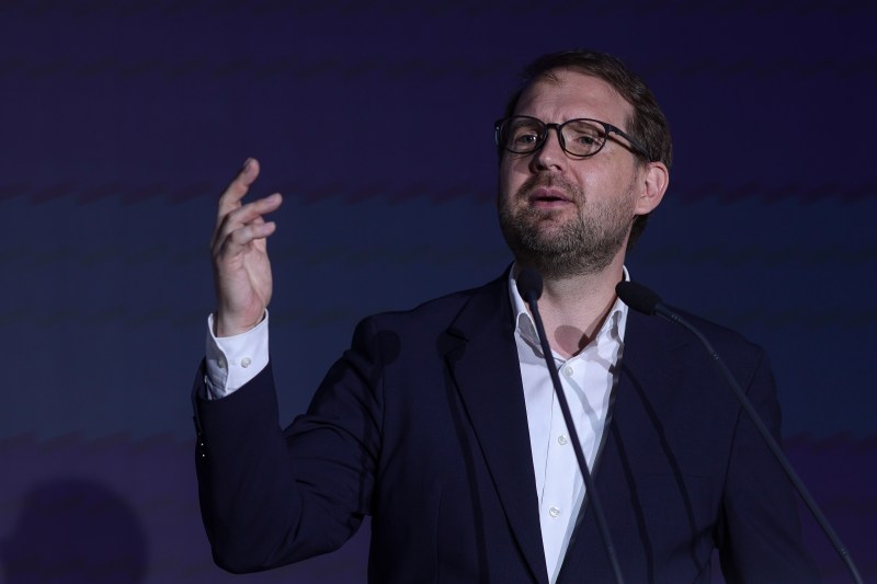 HOTNEWS.RO: Dominic Fritz, despre bugetul pentru 2026: „USR nu va fi de acord să spunem «trecem în caiet și să plătească următoarea generație pentru cadourile PSD»”