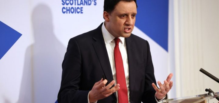 HOTNEWS.RO: Dosarele Epstein. „Nebunia trebuie să se termine”. Demisia premierului Keir Starmer, cerută de unul din liderii importanți ai laburiștilor