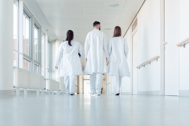 HOTNEWS.RO: Guvernul, notificat oficial de sindicaliștii din Sănătate cu privire la „intenția de a declanșa grevă generală”. Sanitas: Există și risc de „greve spontane” în spitale