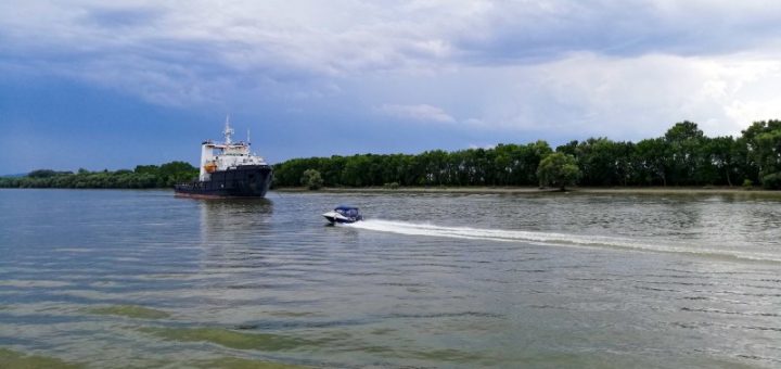 HOTNEWS.RO: O navă românească s-a scufundat în canalul Sulina. Căpitănia Tulcea anchetează circumstanțele accidentului