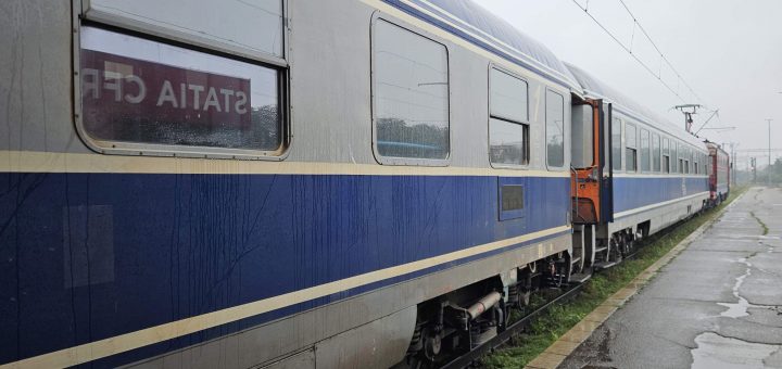 HOTNEWS.RO: Stenograme. Angajați CFR acuzați de fraudă cu bilete întrebau ChatGPT ce să le răspundă anchetatorilor