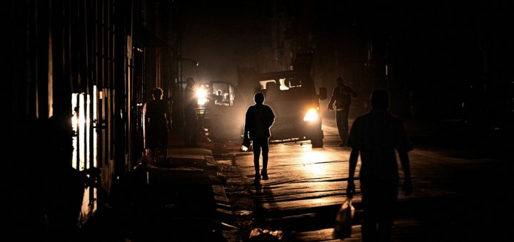 HOTNEWS.RO: În plin război cu Iran, Trump dă un ultimatum pentru Cuba. „Fie o eliberez, fie o cuceresc. Aș putea face orice”