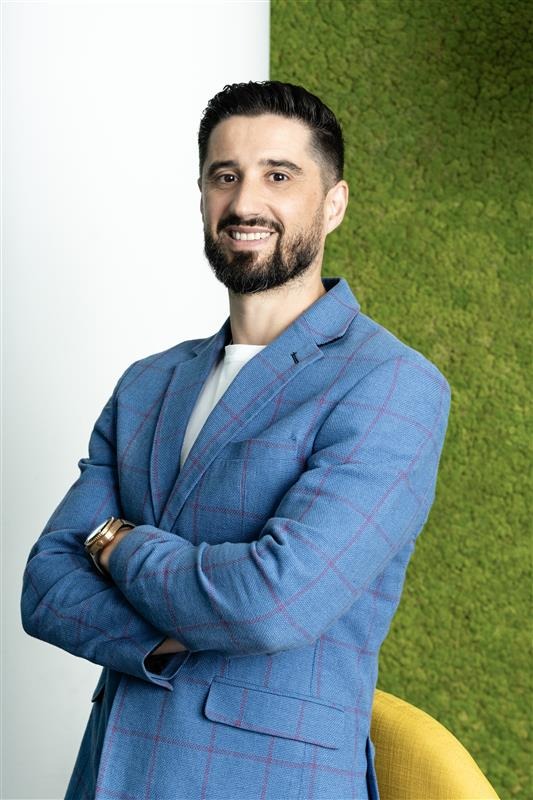 HOTNEWS.RO: Mii de copii din comunități vulnerabile vor primi produse de igienă orală, prin parteneriatul între Haleon România și Salvați Copiii