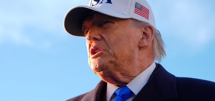 HOTNEWS.RO: Reacția lui Donald Trump după moartea lui Chuck Norris: „Nu ai vrea să te bați cu el”