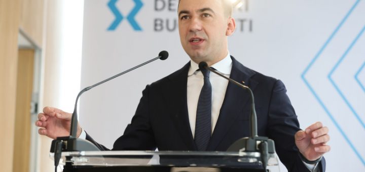 HOTNEWS.RO: Scăderea prețului la pompă poate să vină doar prin reducerea taxelor, susține ministrul Energiei