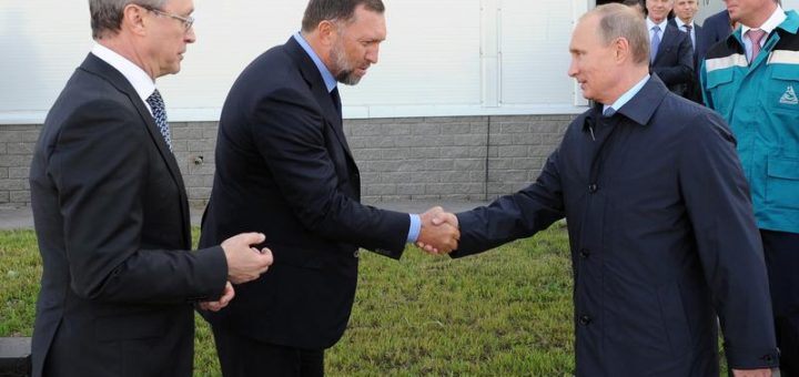 HOTNEWS.RO: Un oligarh rus cere introducerea zilei de muncă de 12 ore, inclusiv sâmbăta, pentru a salva economia