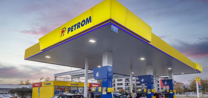HOTNEWS.RO: Guvernul și companiile petroliere au ajuns la un acord privind scăderea prețului la pompă cu 50 de bani / Când se vor ieftini carburanții